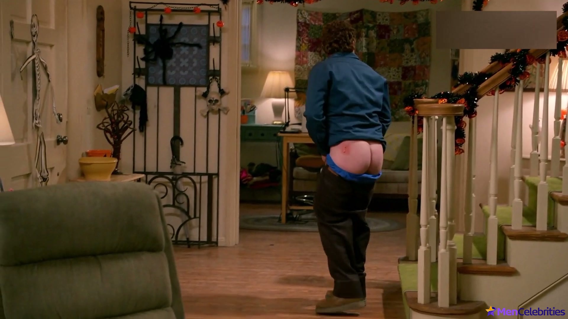 Scott Grimes nude and sexy scenes