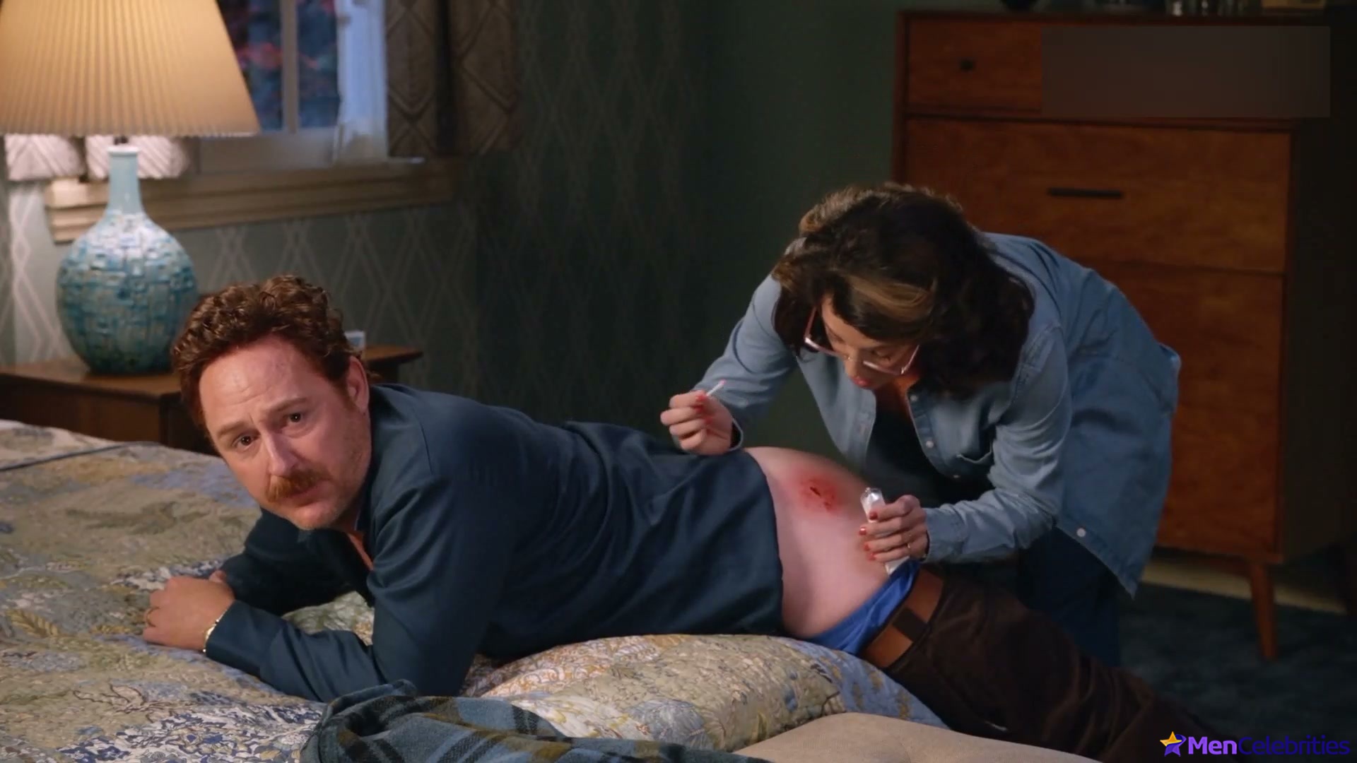 Scott Grimes nude and sexy scenes