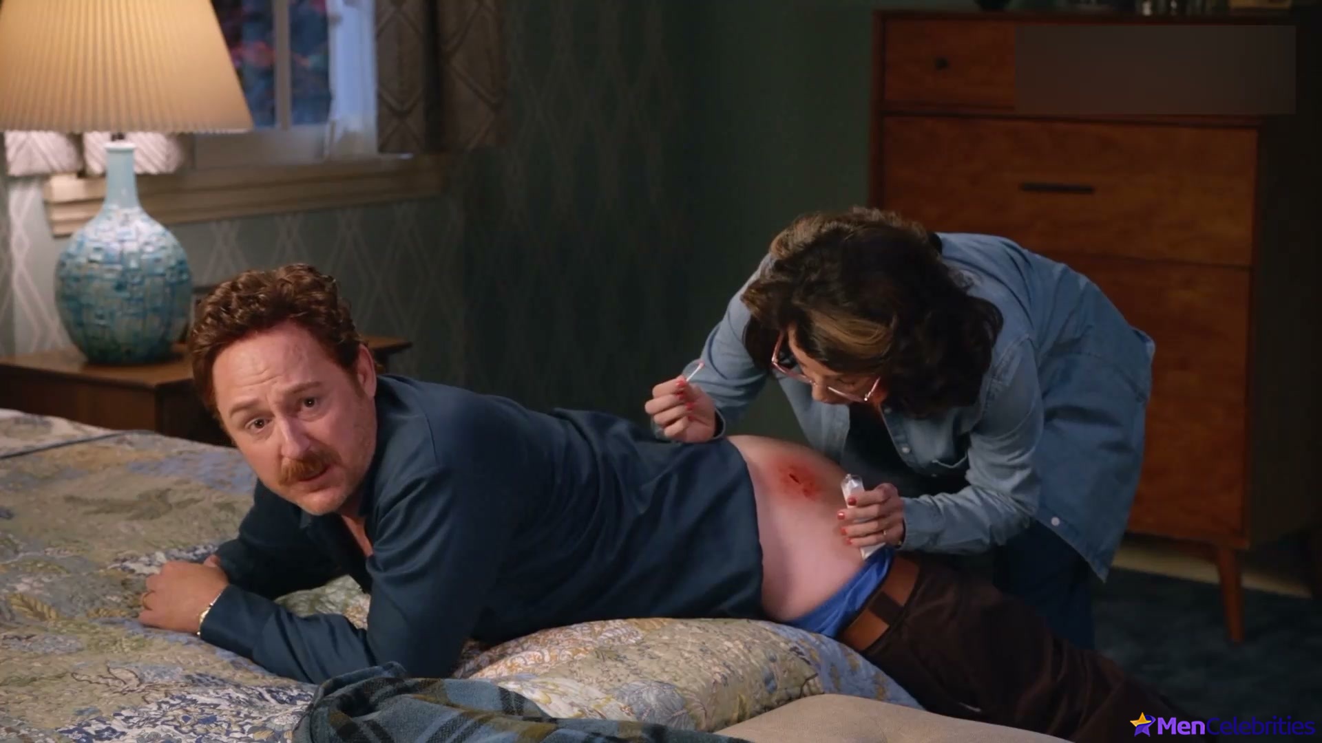 Scott Grimes nude and sexy scenes