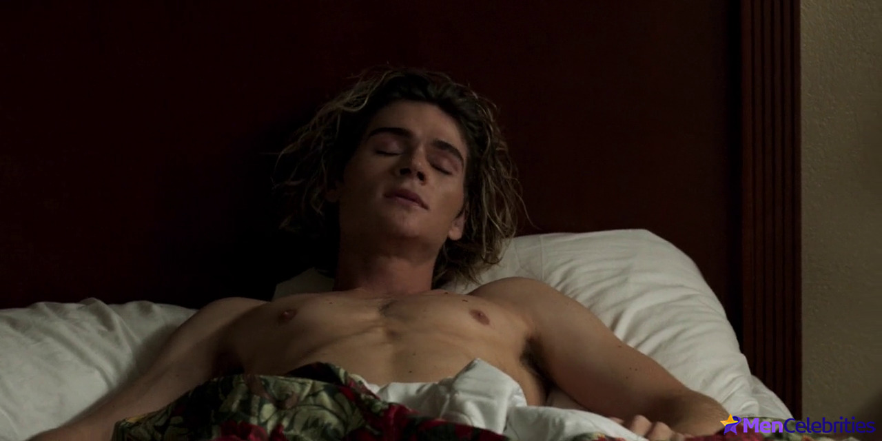 Will Peltz nude and gay sex scenes
