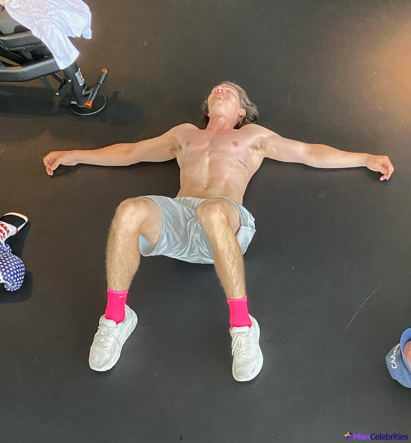 Will Peltz naked and sexy pics