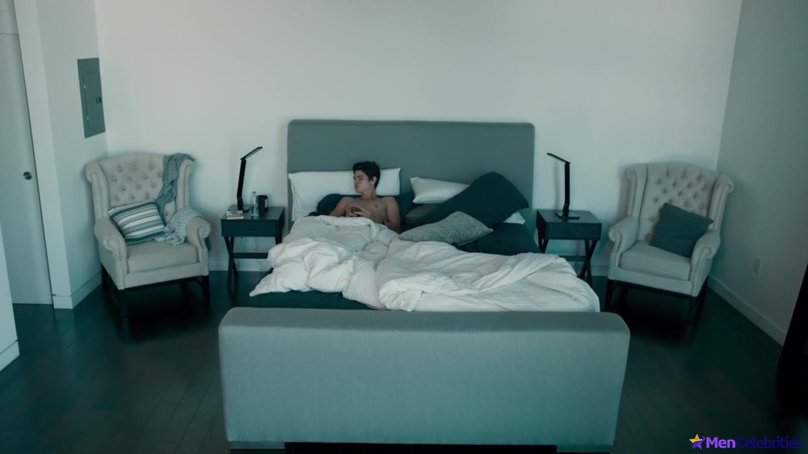 Will Peltz nude and gay sex scenes