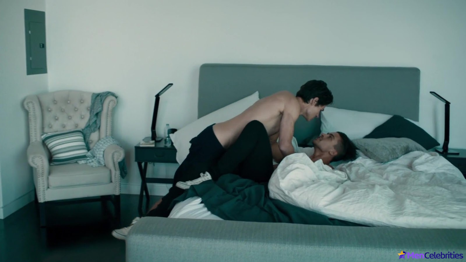 Will Peltz nude and gay sex scenes