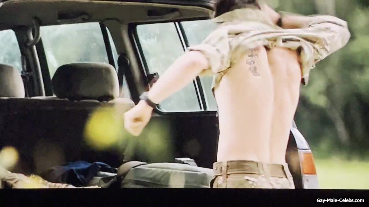 Aaron Taylor-Johnson nude shower scene in Fuze