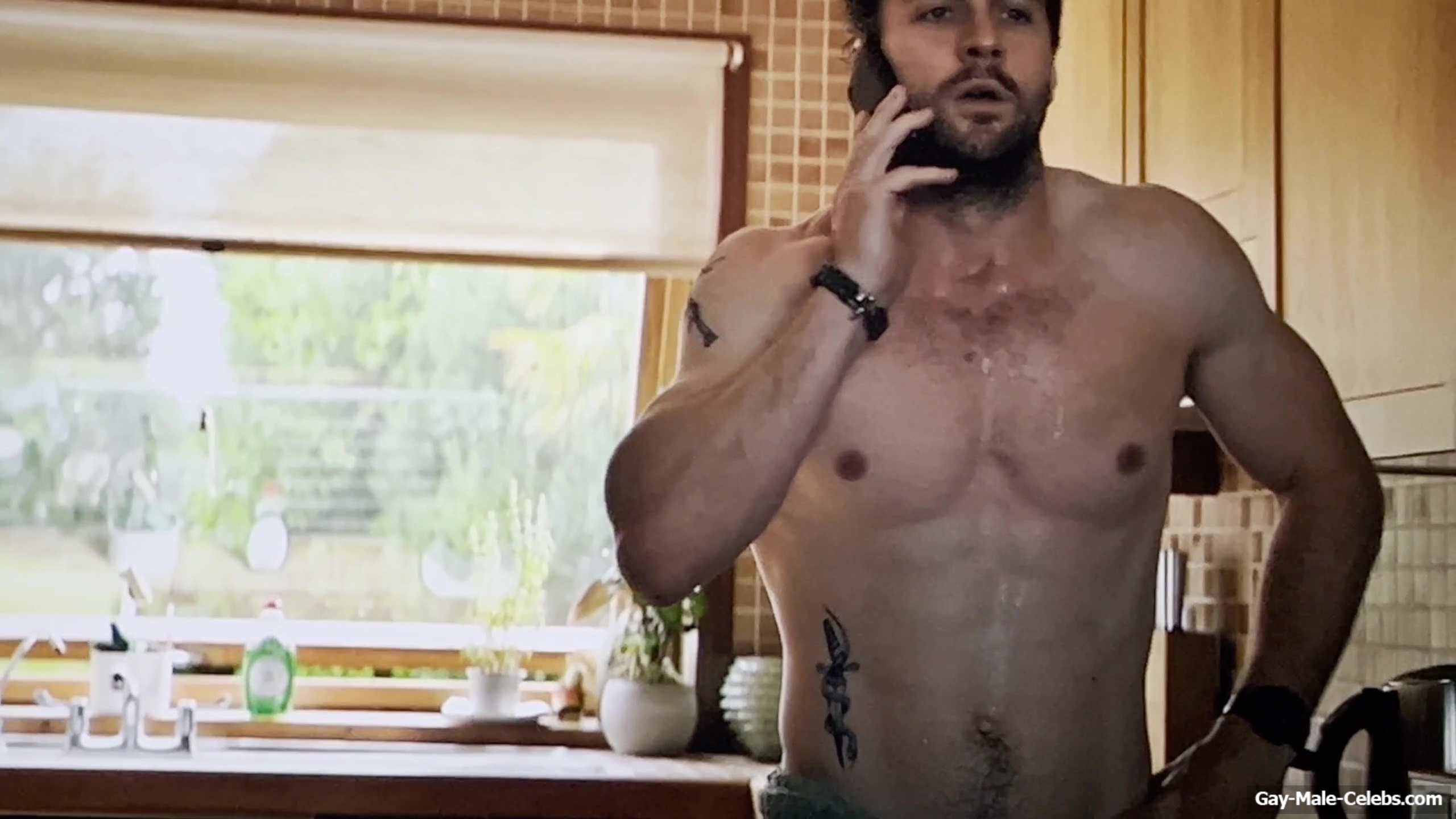 Aaron Taylor-Johnson nude shower scene in Fuze
