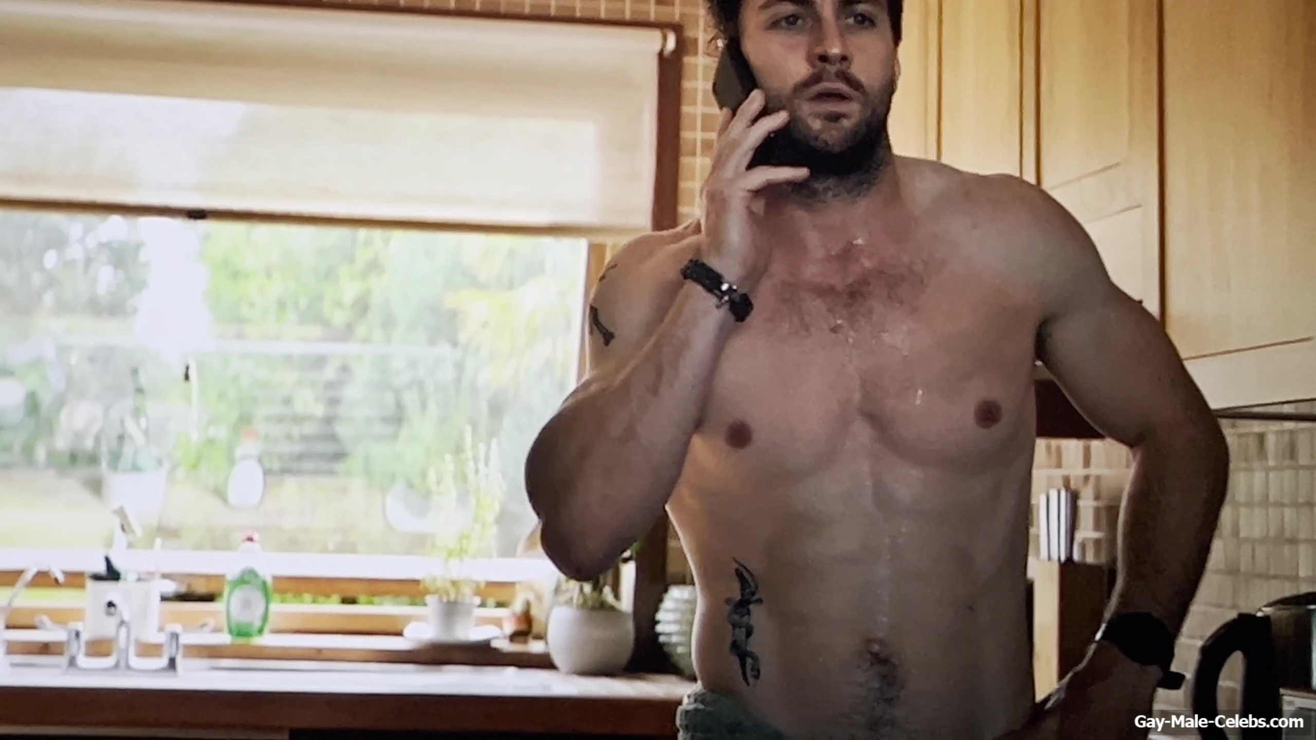 Aaron Taylor-Johnson nude shower scene in Fuze