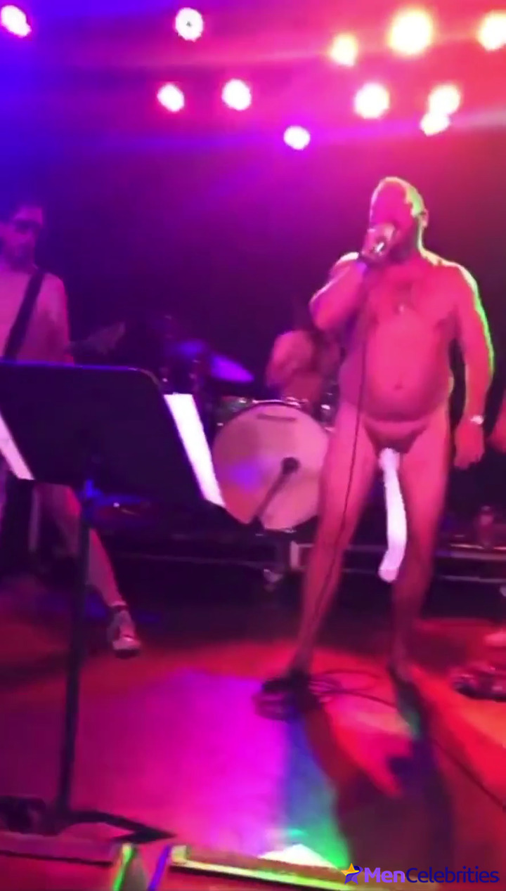 Bert Kreischer frontal nude and nsfw pics