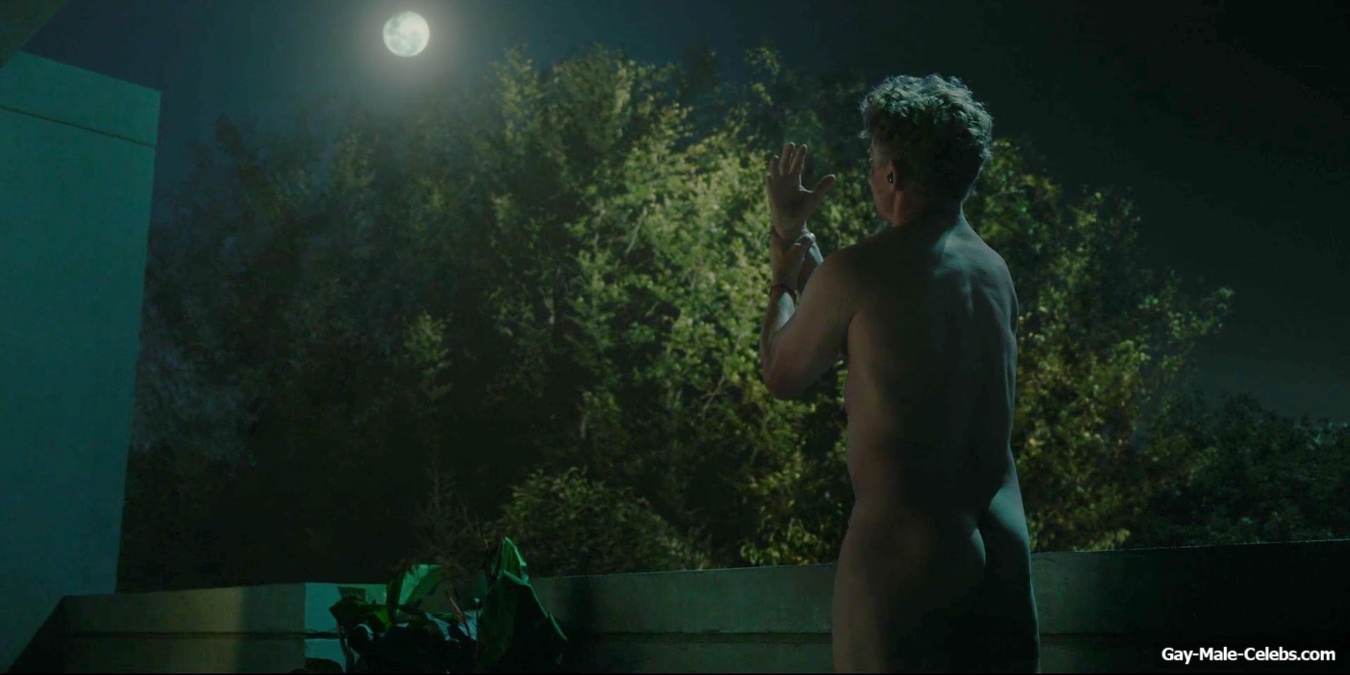 Billy Magnussen nude scenes in The Audacity