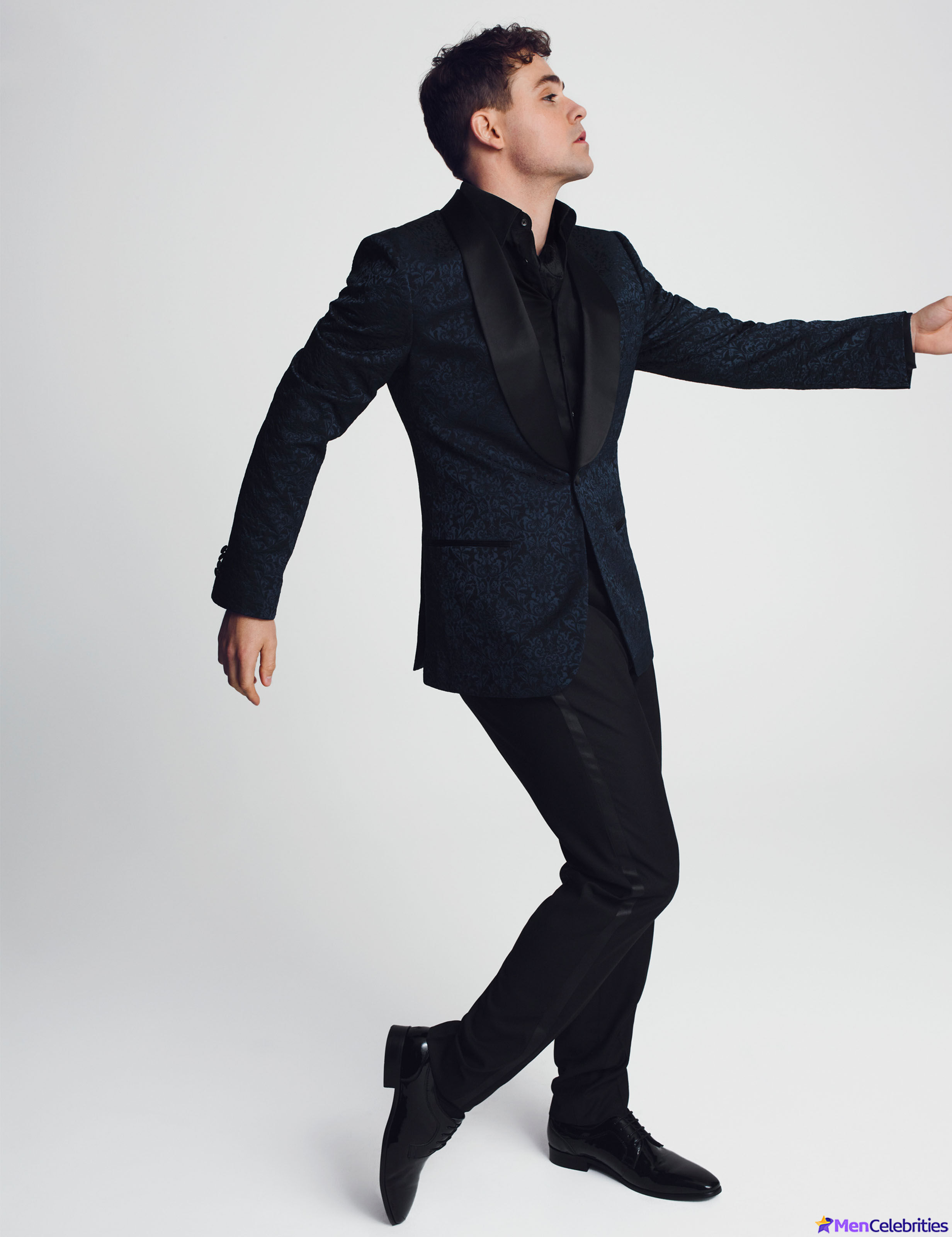 Dacre Montgomery shirtless and underwear pics