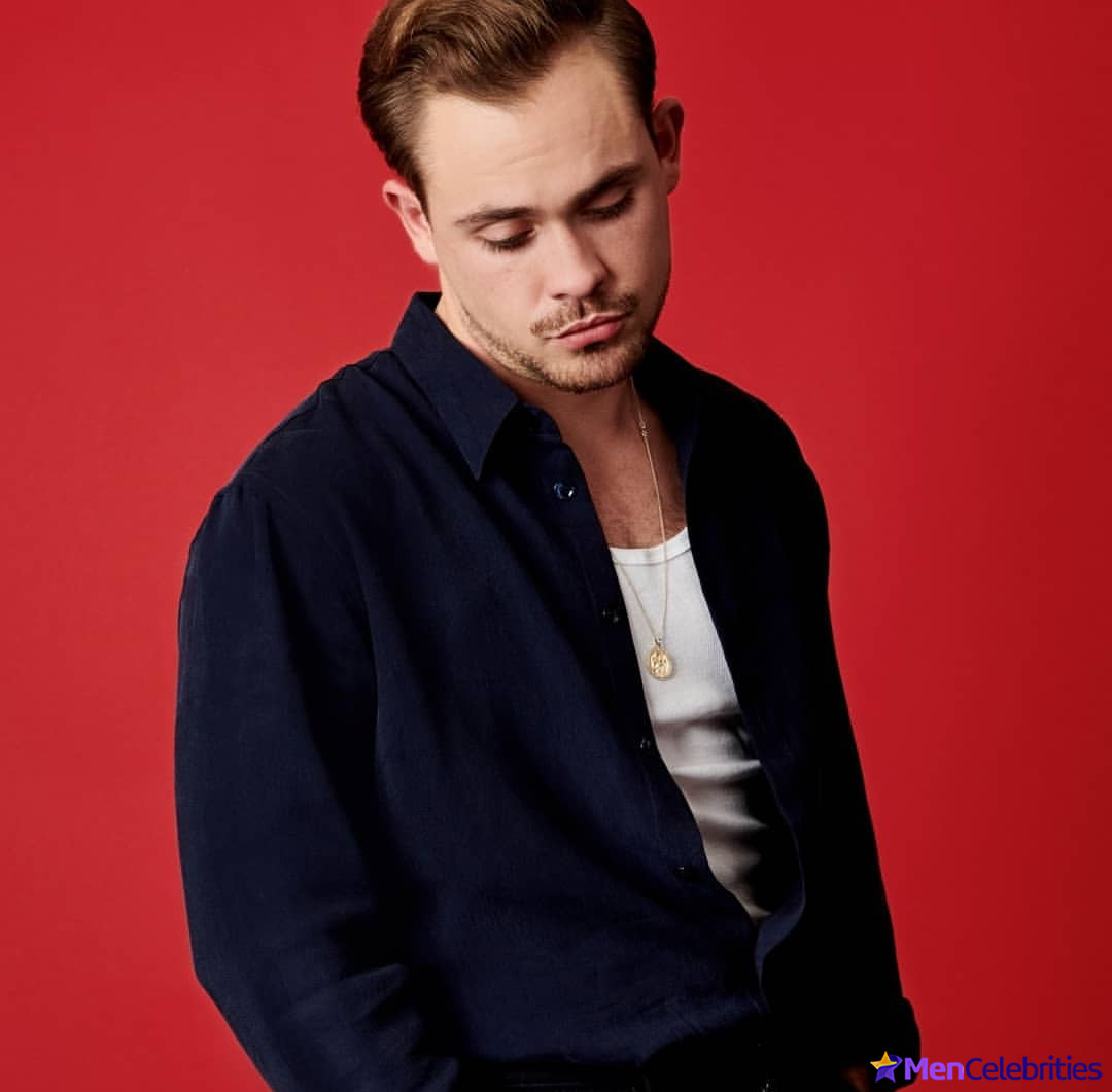 Dacre Montgomery shirtless and underwear pics