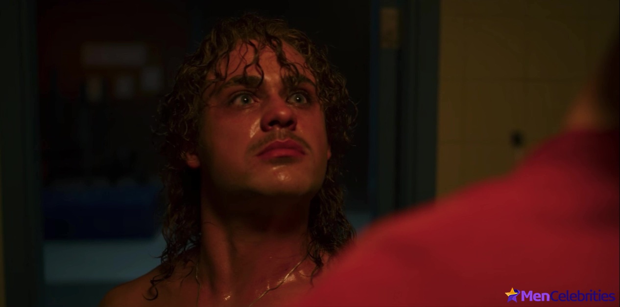 Dacre Montgomery nude and sex scenes