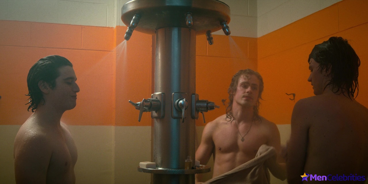 Dacre Montgomery nude and sex scenes