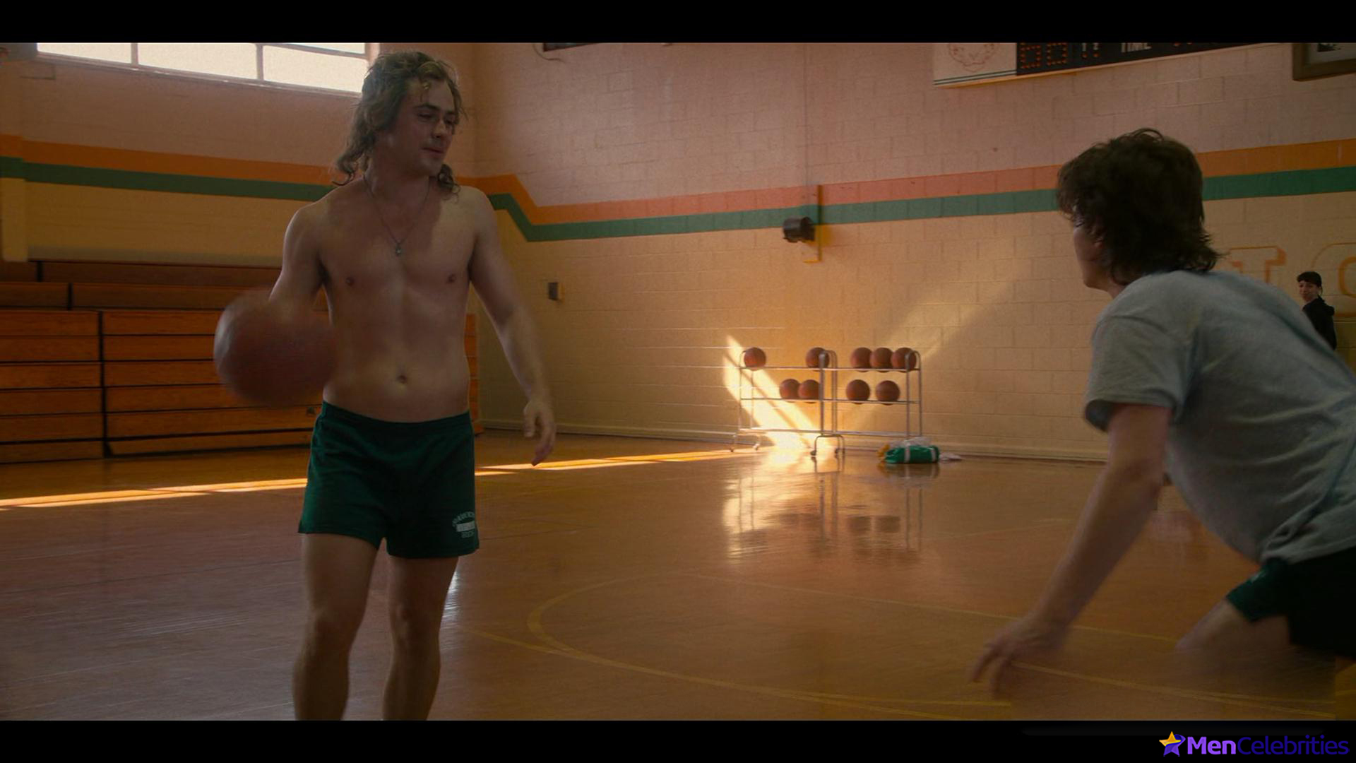 Dacre Montgomery nude and sex scenes