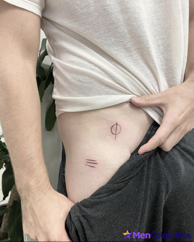 Dacre Montgomery nude