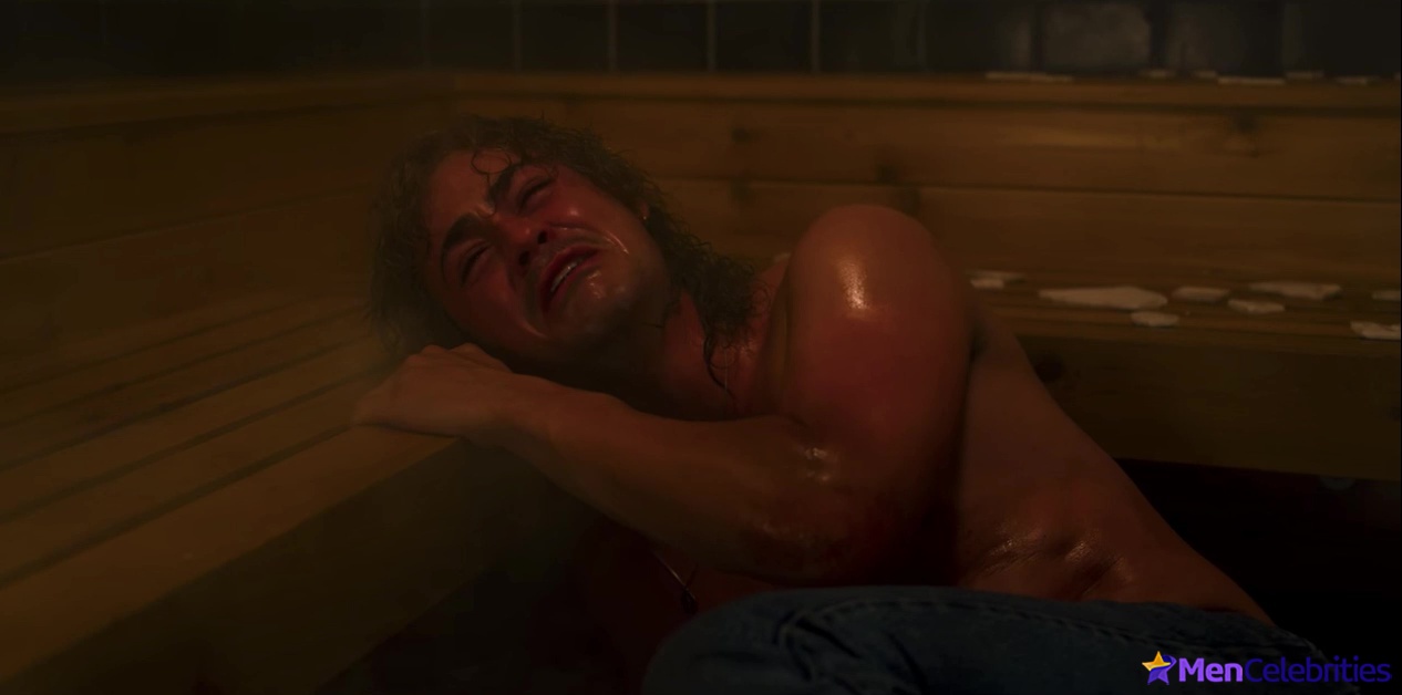 Dacre Montgomery nude and sex scenes