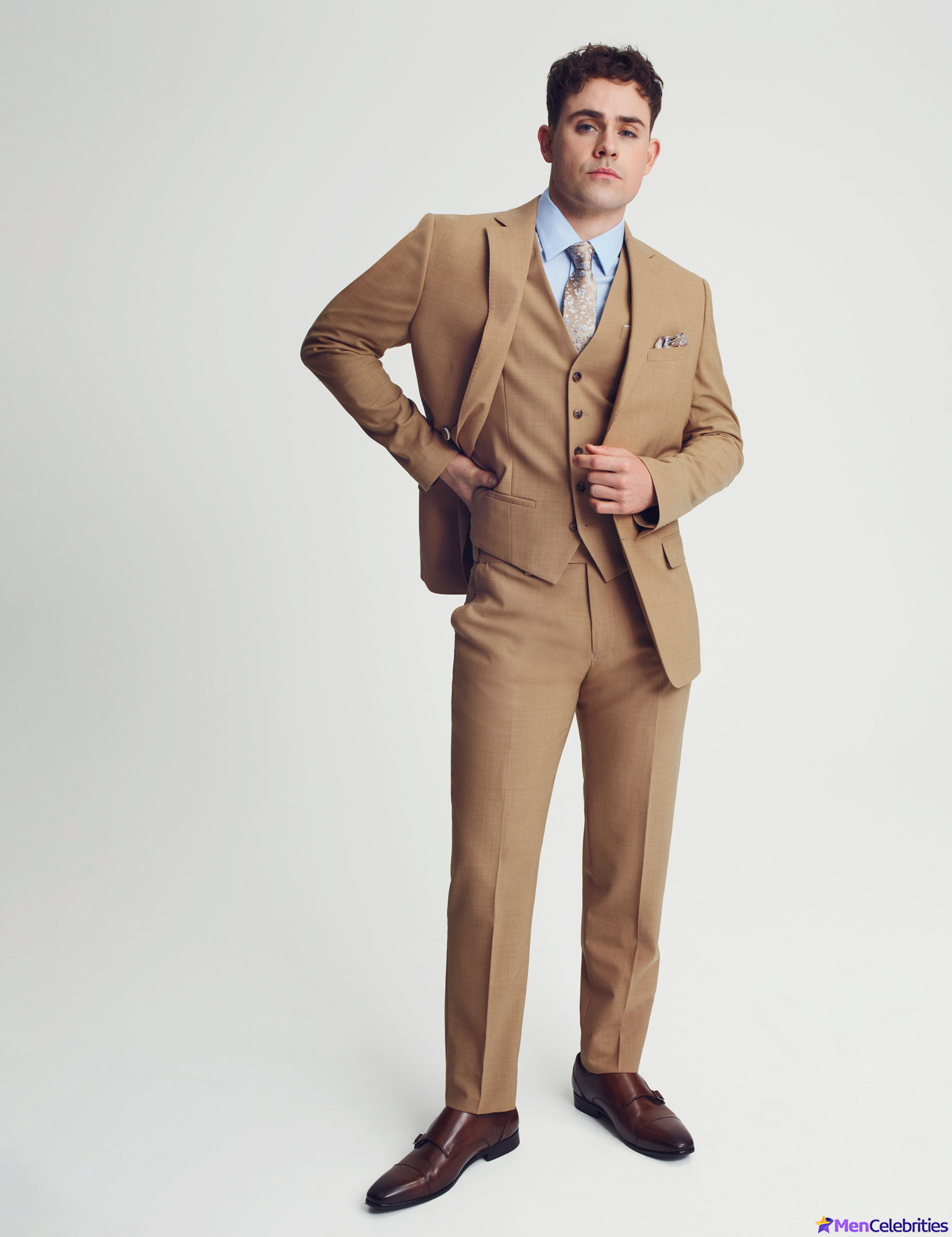 Dacre Montgomery shirtless and underwear pics