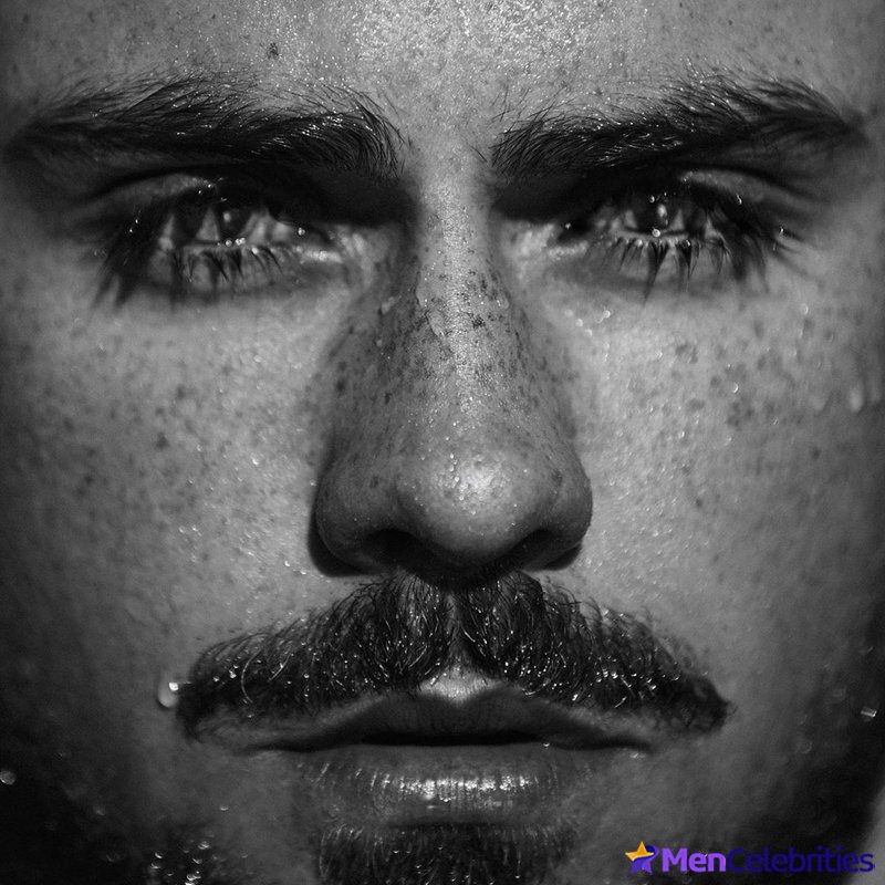 Dacre Montgomery shirtless and underwear pics