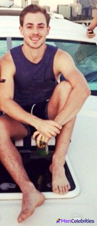 Dacre Montgomery shirtless and underwear pics