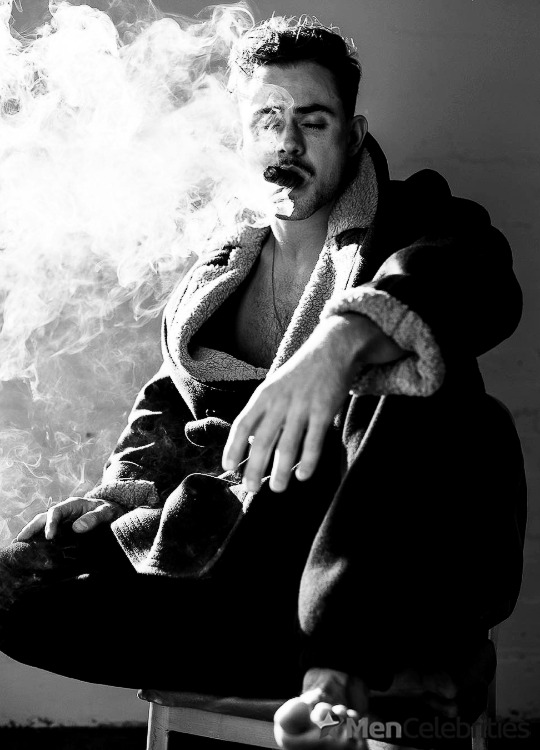 Dacre Montgomery shirtless and underwear pics