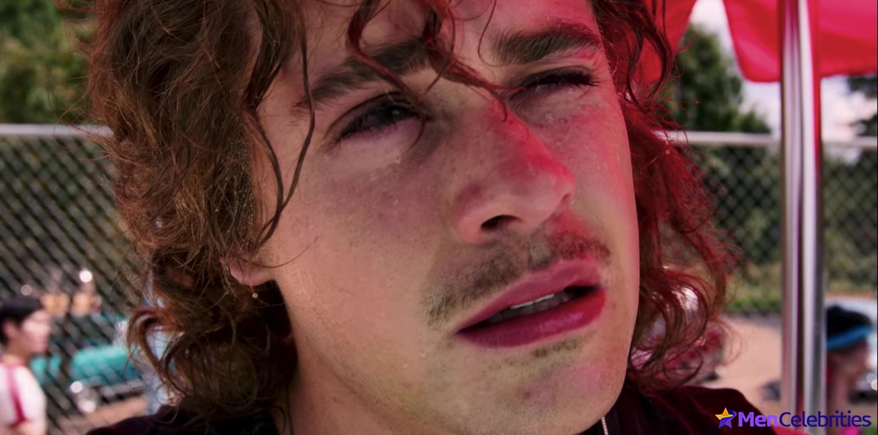 Dacre Montgomery nude and sex scenes