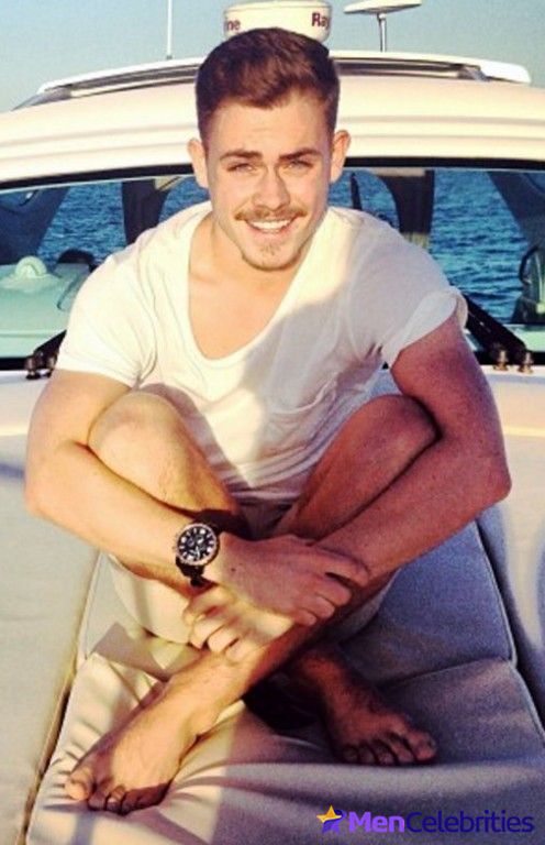 Dacre Montgomery shirtless and underwear pics