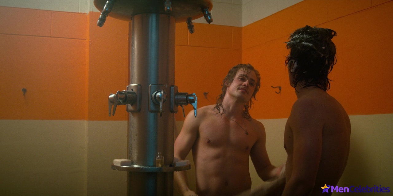 Dacre Montgomery nude and sex scenes