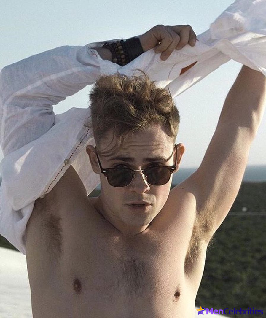 Dacre Montgomery shirtless and underwear pics
