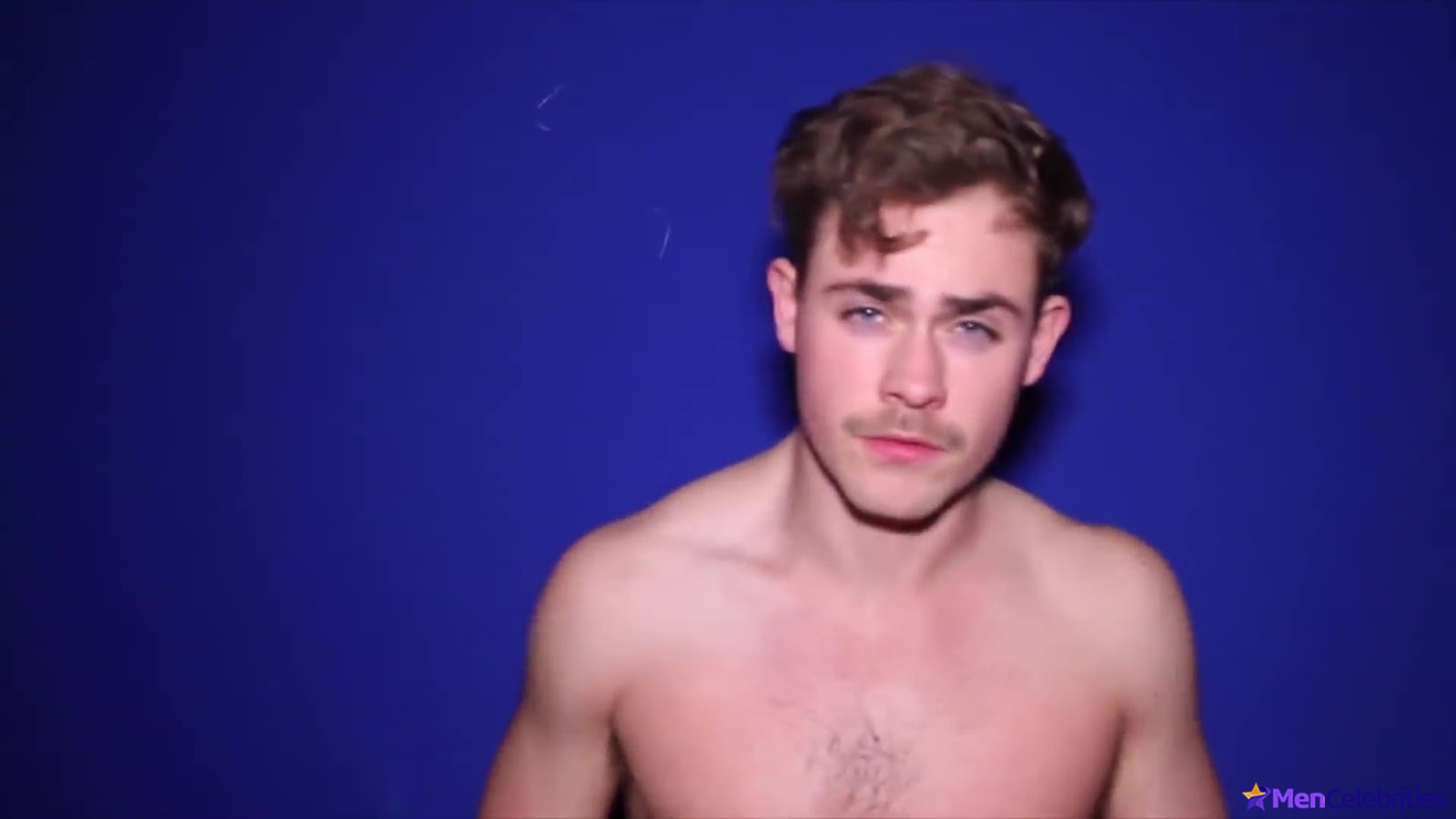 Dacre Montgomery nude and sex scenes