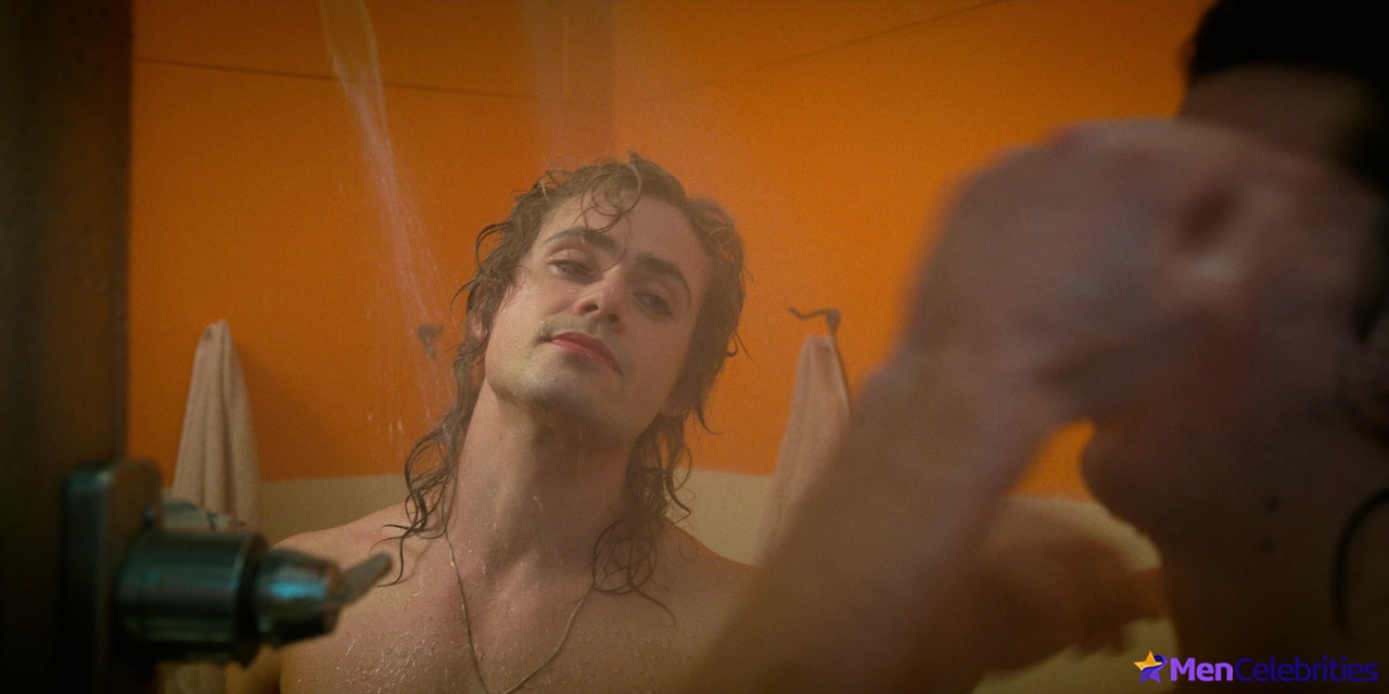 Dacre Montgomery nude and sex scenes