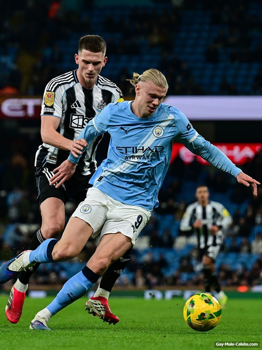 Erling Haaland Huge Penis Bulge Photos