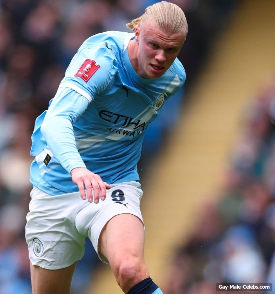 Erling Haaland dick bulge