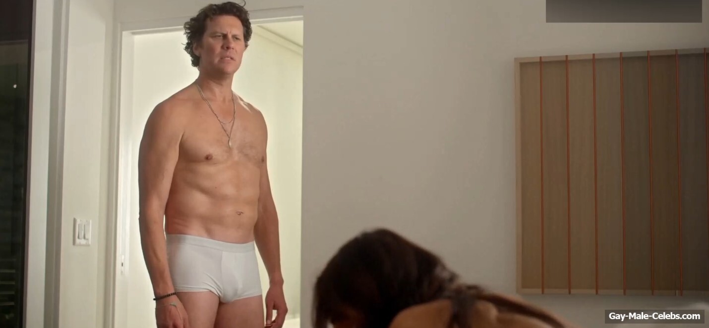 Hayes MacArthur cock bulge