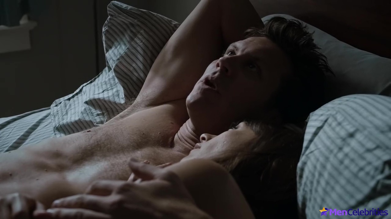Hayes MacArthur nude and underwear scenes