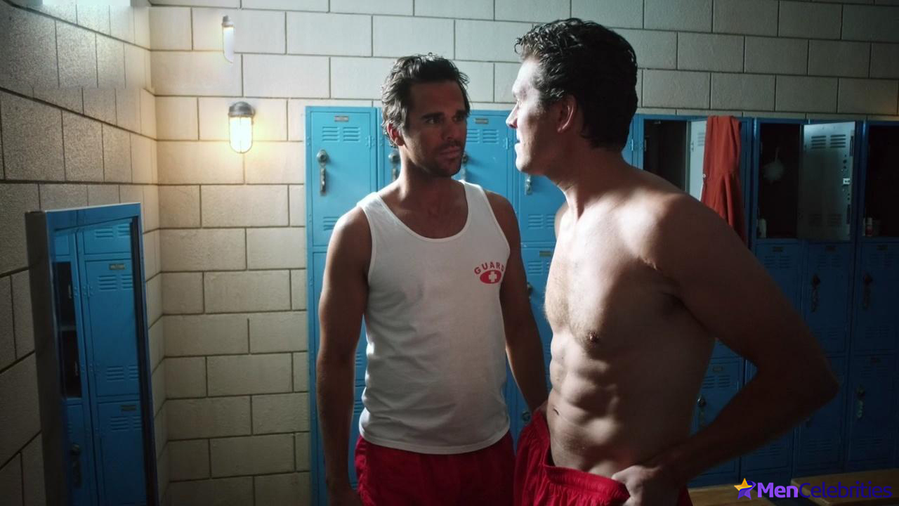 Hayes MacArthur nude and underwear scenes