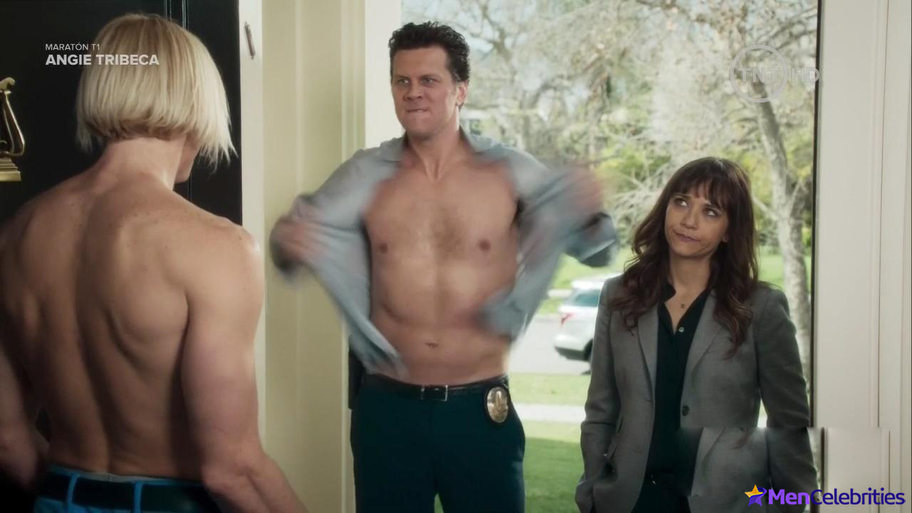 Hayes MacArthur nude and underwear scenes