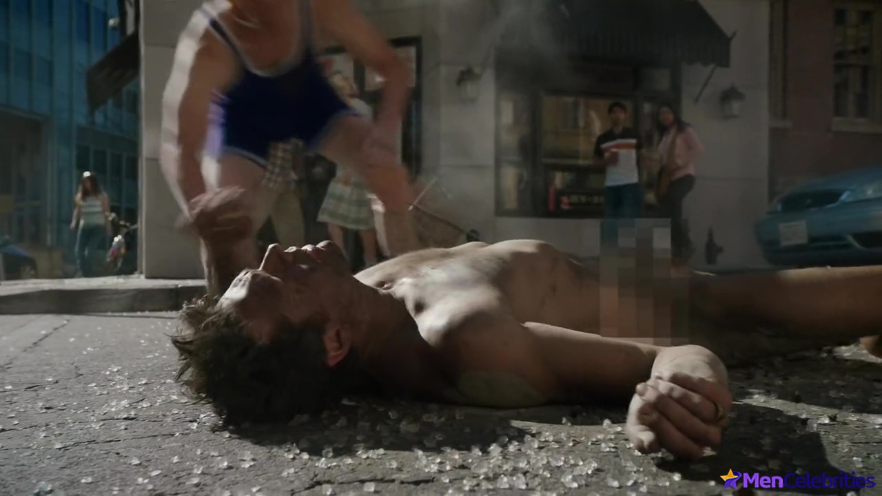 Hayes MacArthur nude and underwear scenes