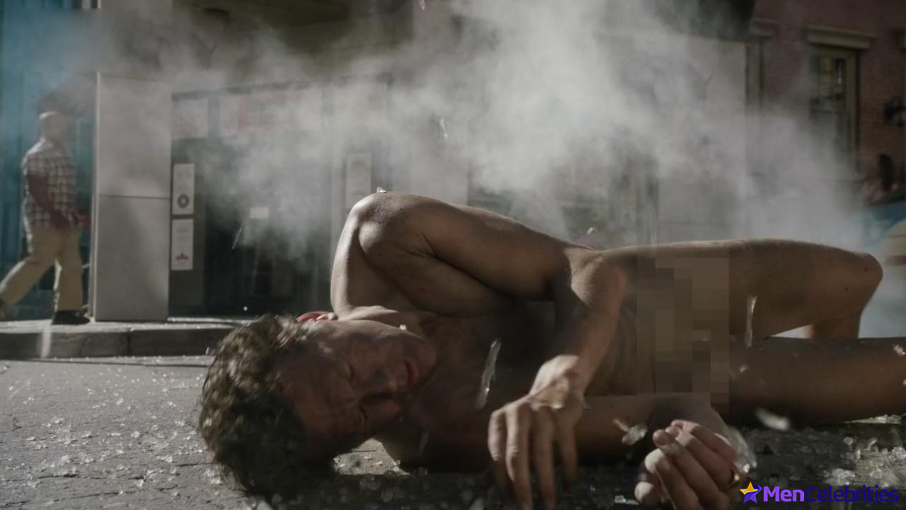 Hayes MacArthur penis