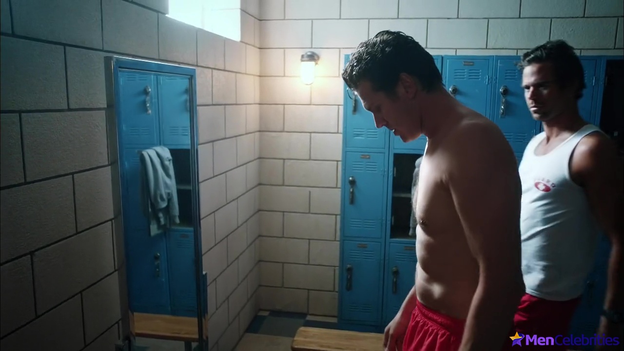 Hayes MacArthur nude and underwear scenes