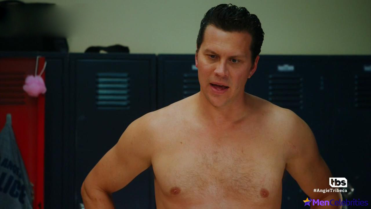 Hayes MacArthur nude and underwear scenes
