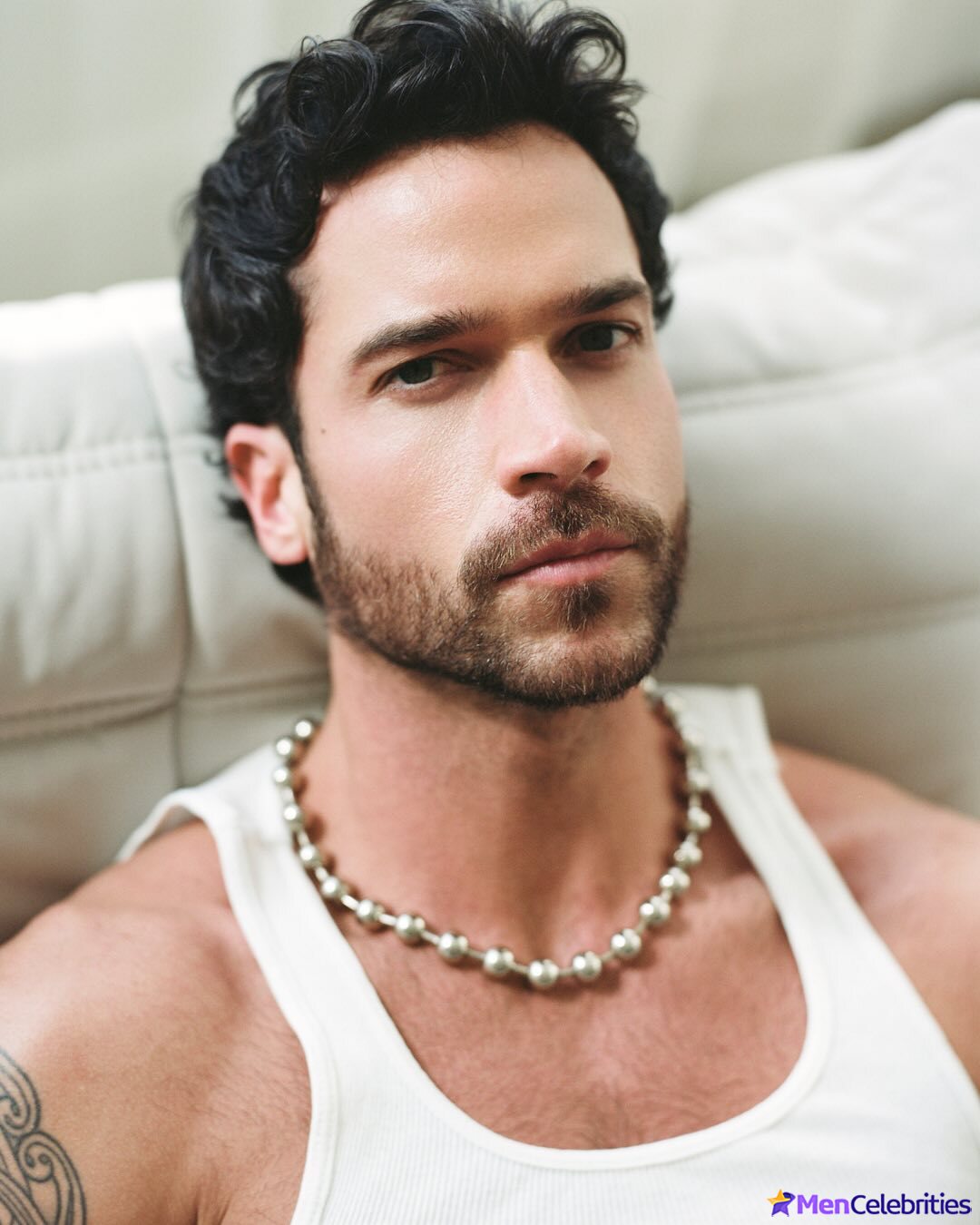 Jack Schumacher shirtless and sexy pics