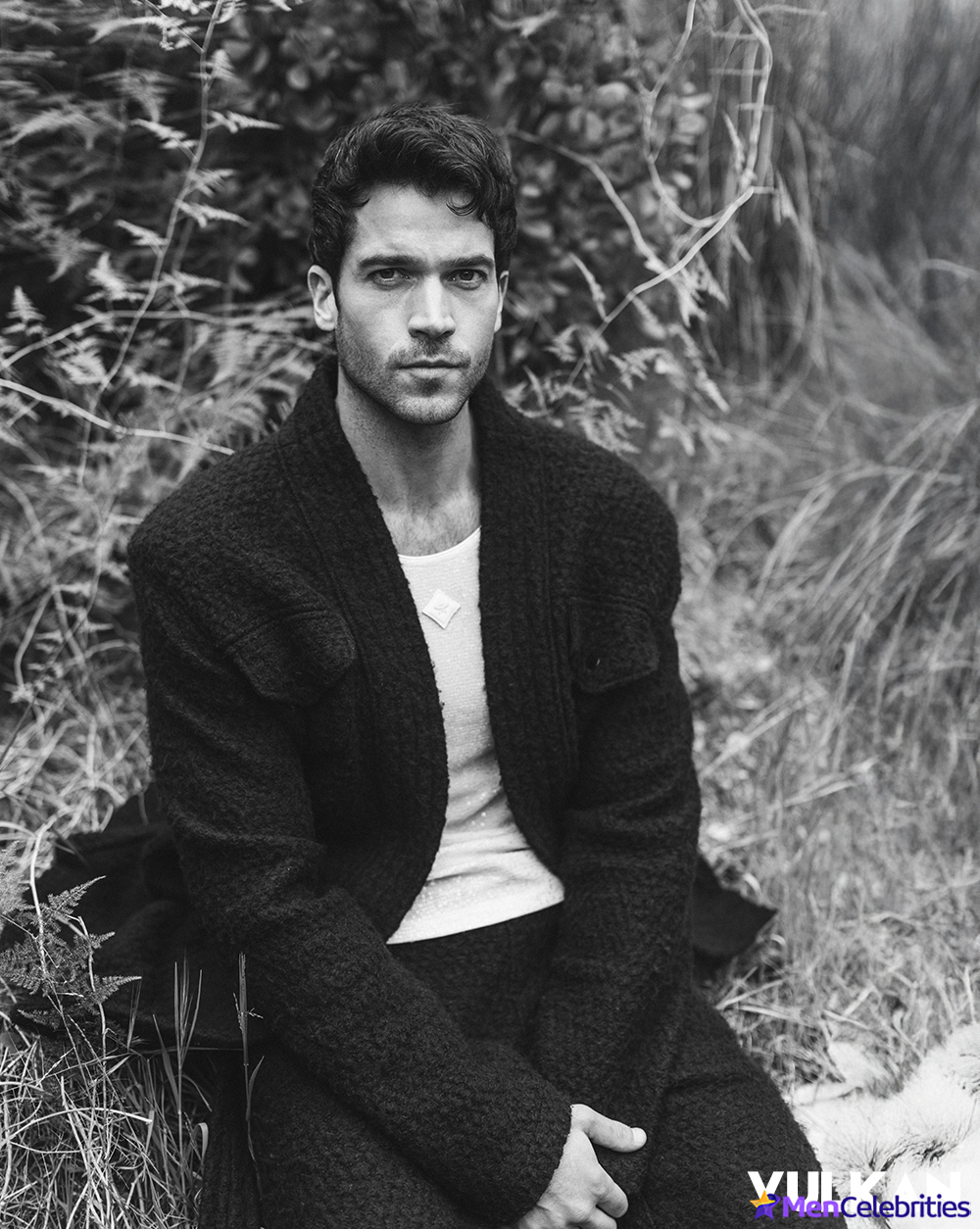 Jack Schumacher shirtless and sexy pics