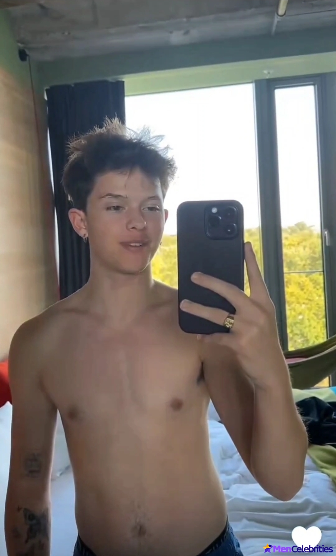 Jacob Sartorius nude and bulge penis photos