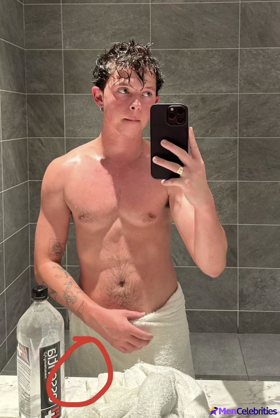 Jacob Sartorius nude and bulge penis photos