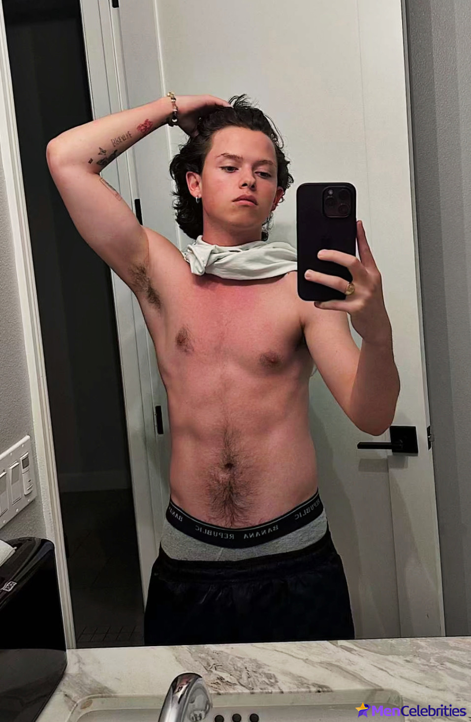 Jacob Sartorius nude and bulge penis photos