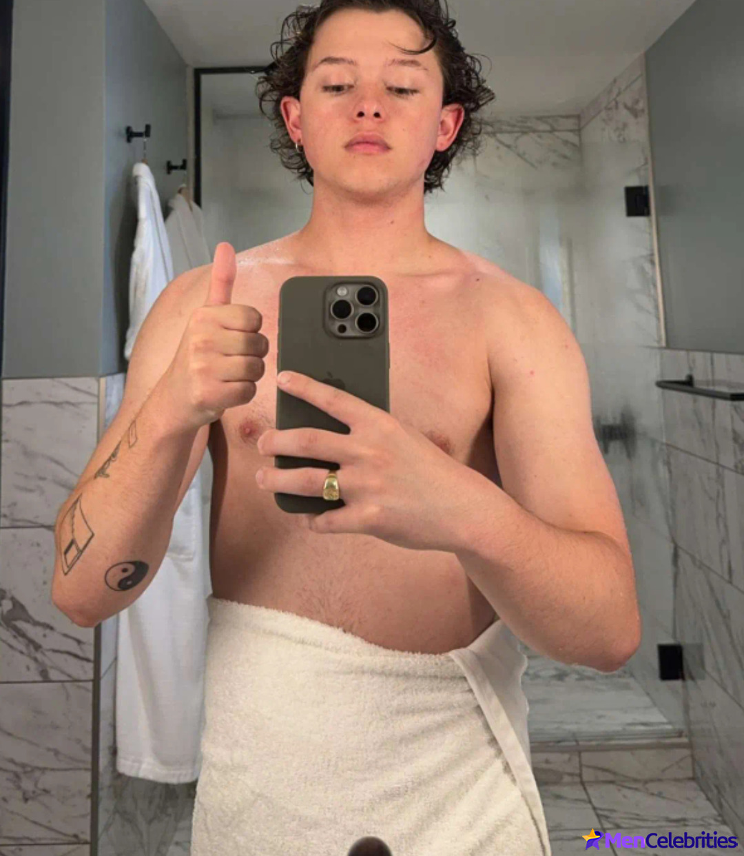 Jacob Sartorius nude and bulge penis photos