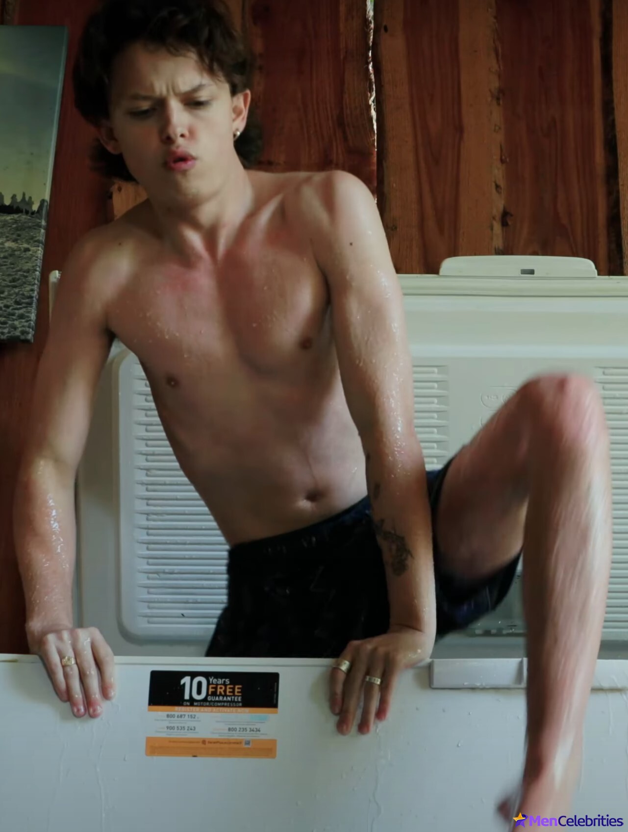 Jacob Sartorius nude and bulge penis photos