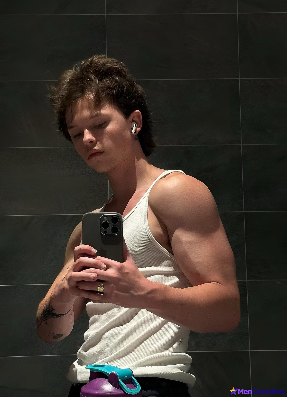 Jacob Sartorius nude and bulge penis photos
