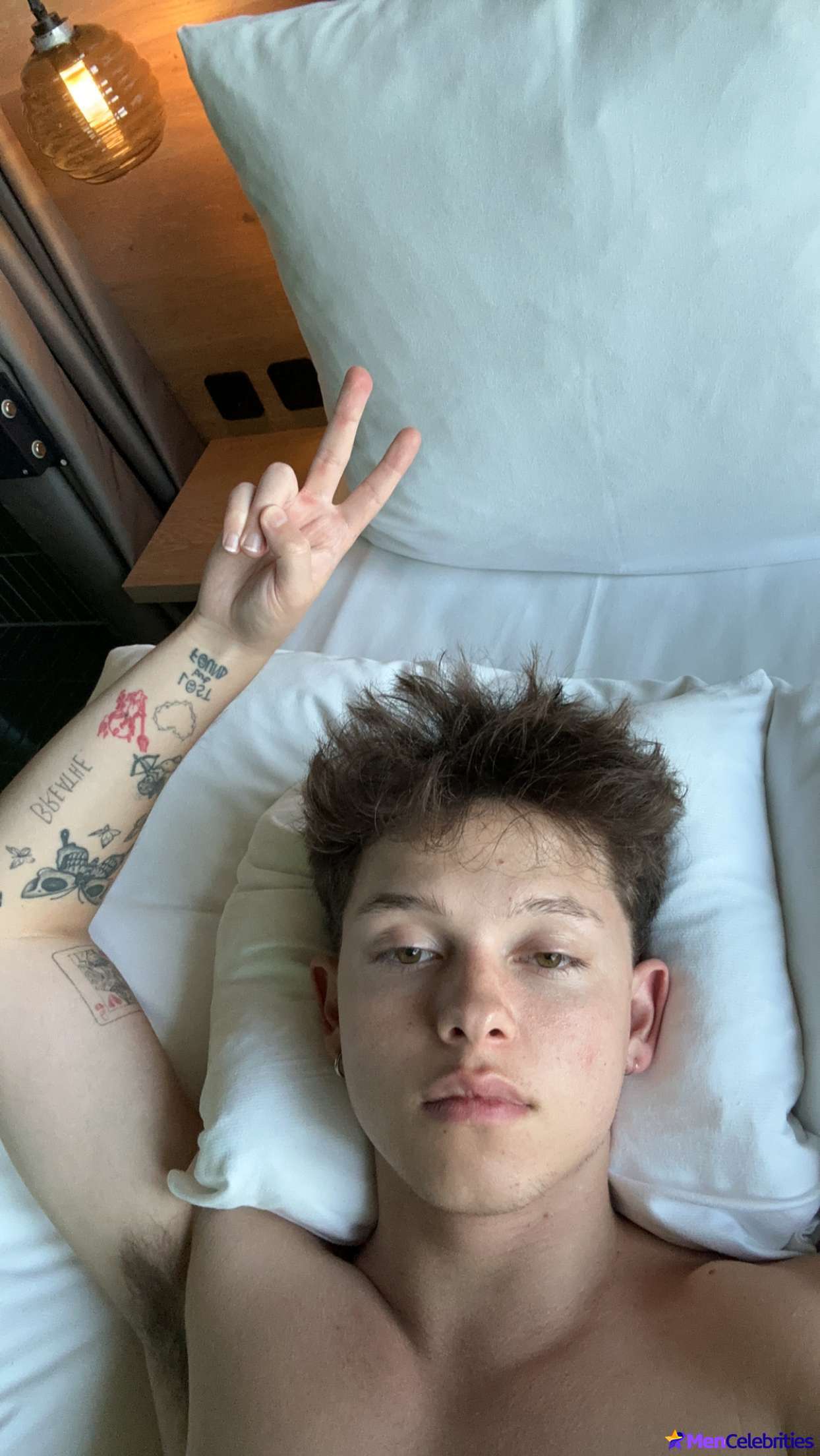Jacob Sartorius nude and bulge penis photos