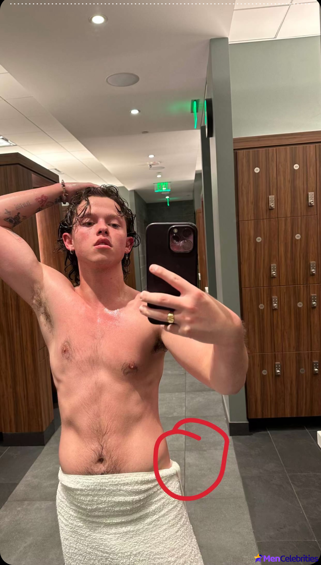 Jacob Sartorius nude and bulge penis photos