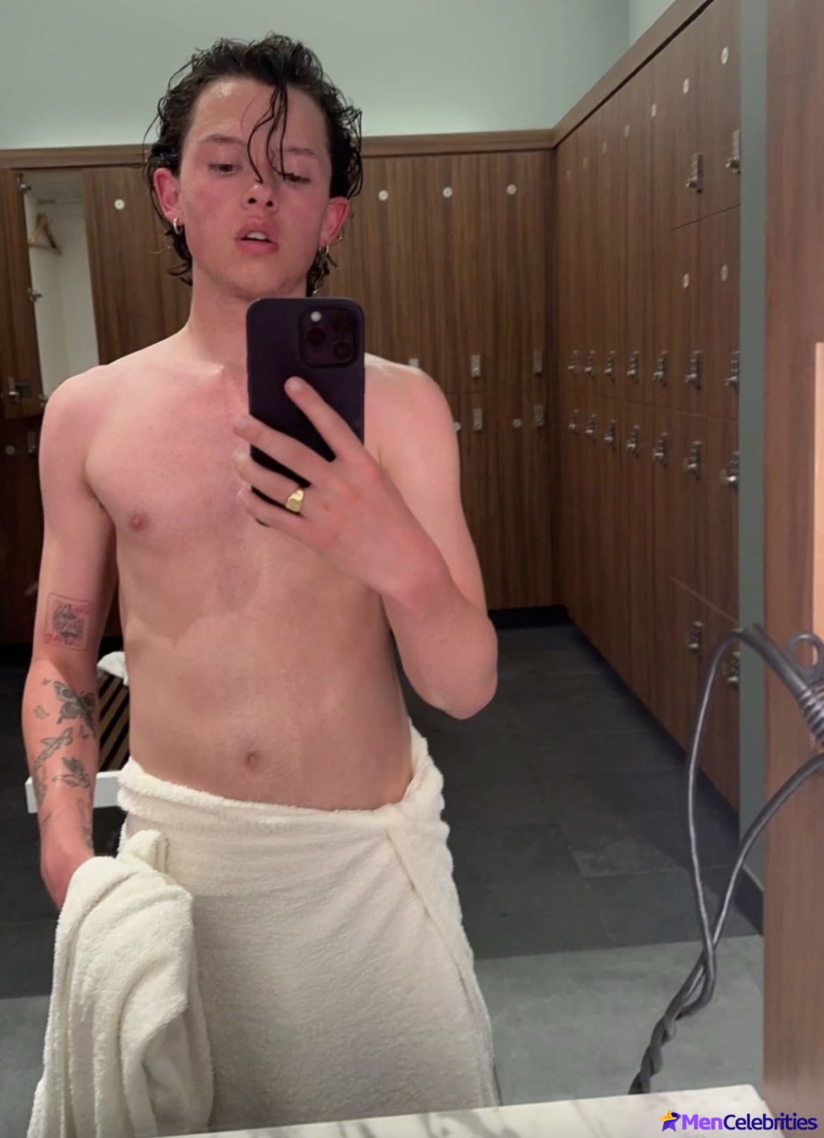 Jacob Sartorius nude and bulge penis photos
